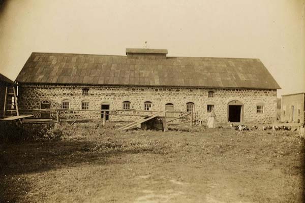 Stone Barn in 1903